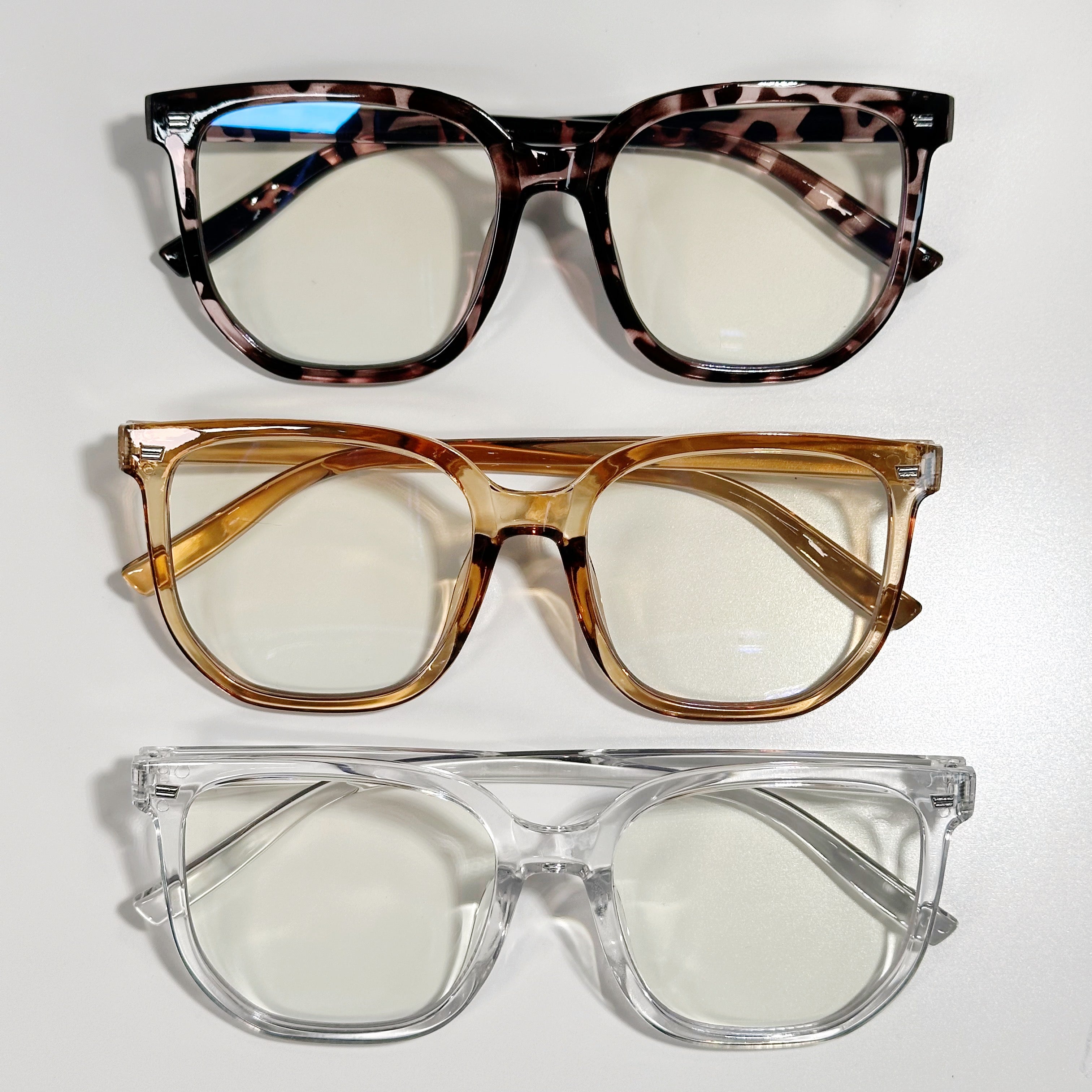 Slightly Unhinged Bookish Bundle – Kindle & E-Reader Accessories